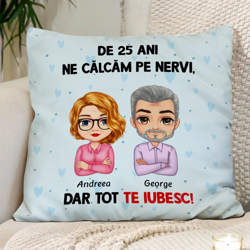 Pernă unică pentru cuplurile îndrăgostite - ne călcăm pe nervi